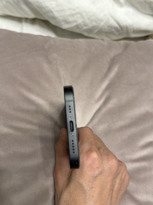 Iphone 16E новый
