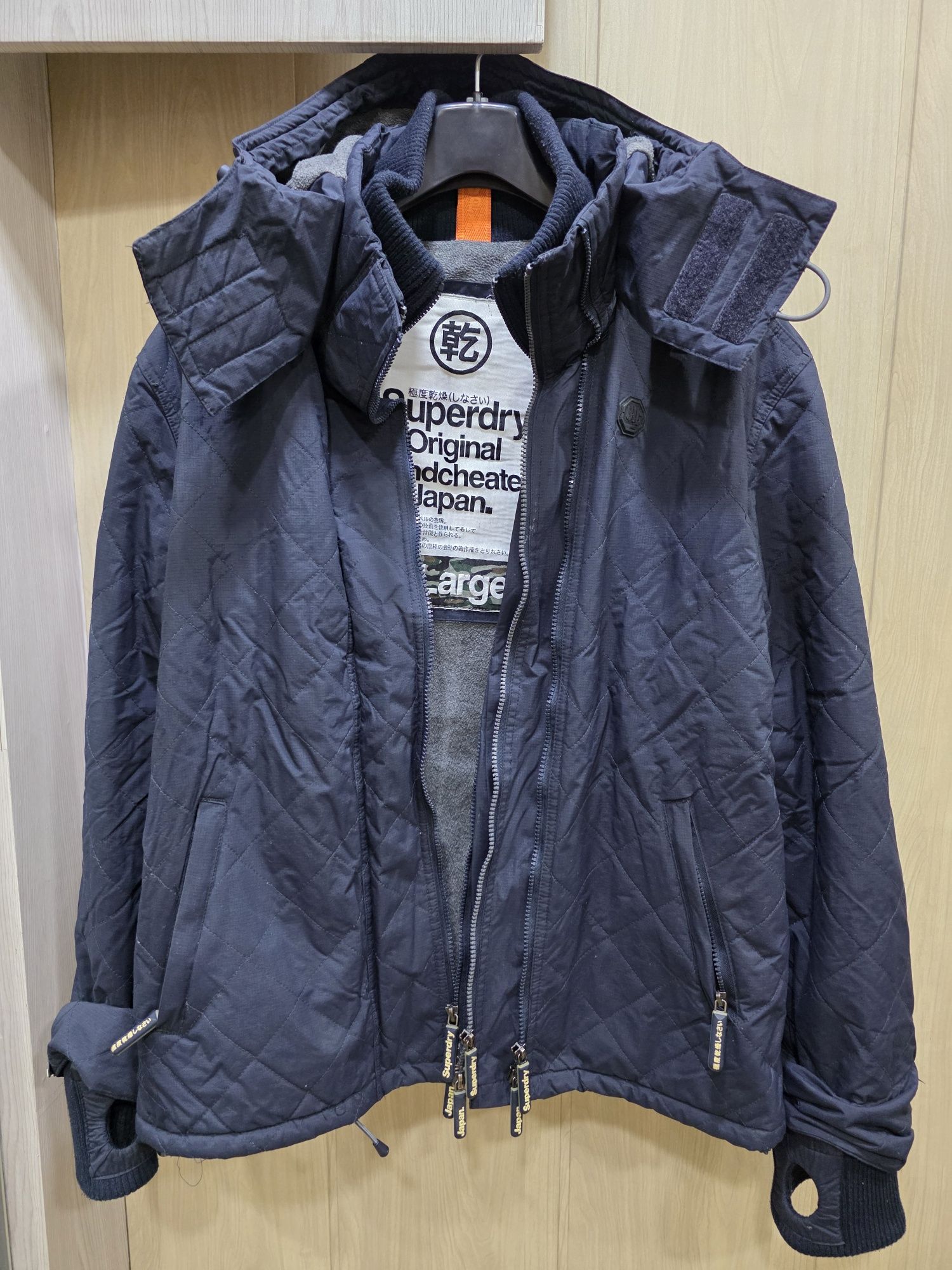 Оригинальная куртка Superdry