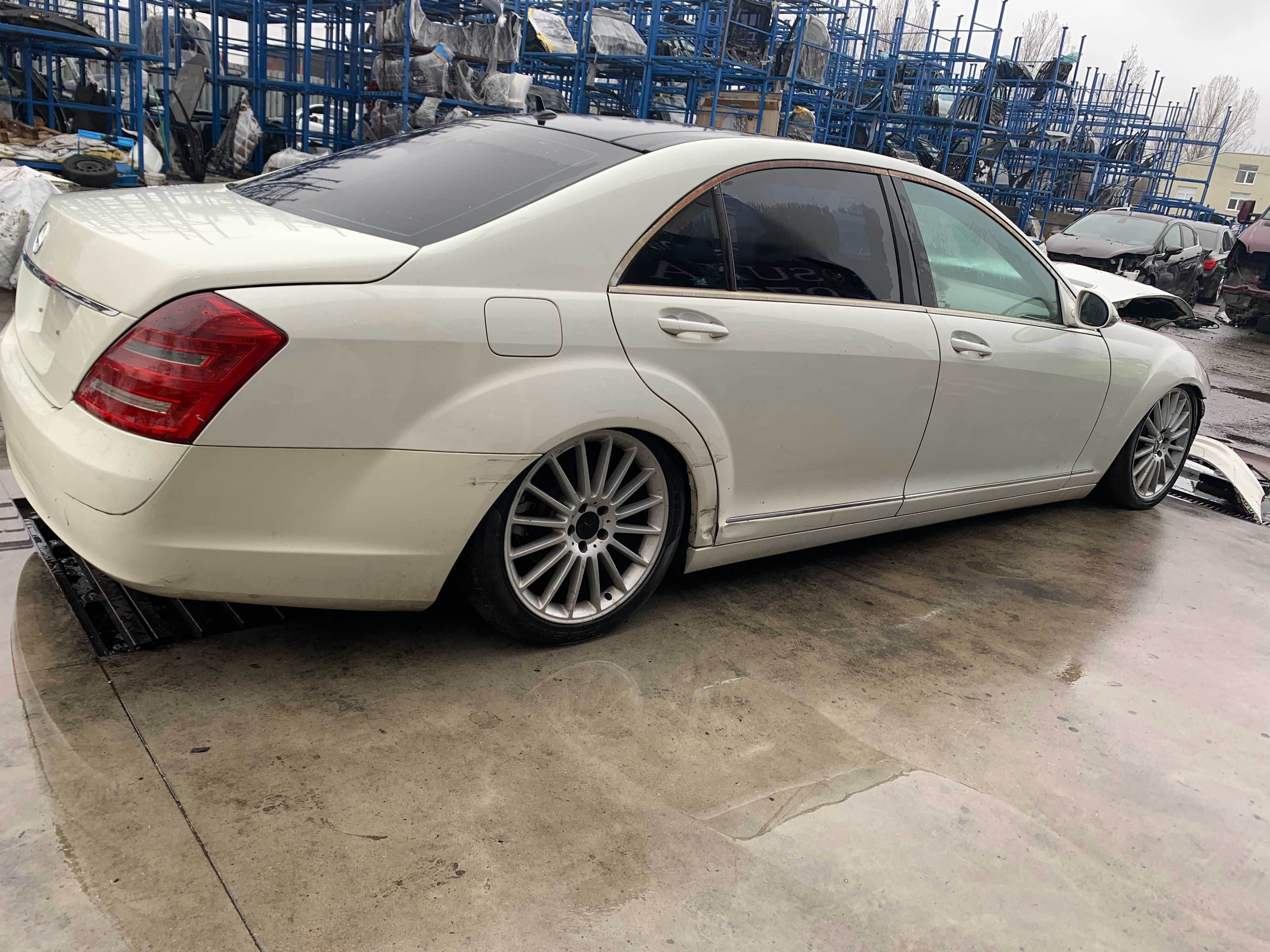 Dezmembrez mercedes s class w221 4 matic/s320 cdi 4 matic/stop w221