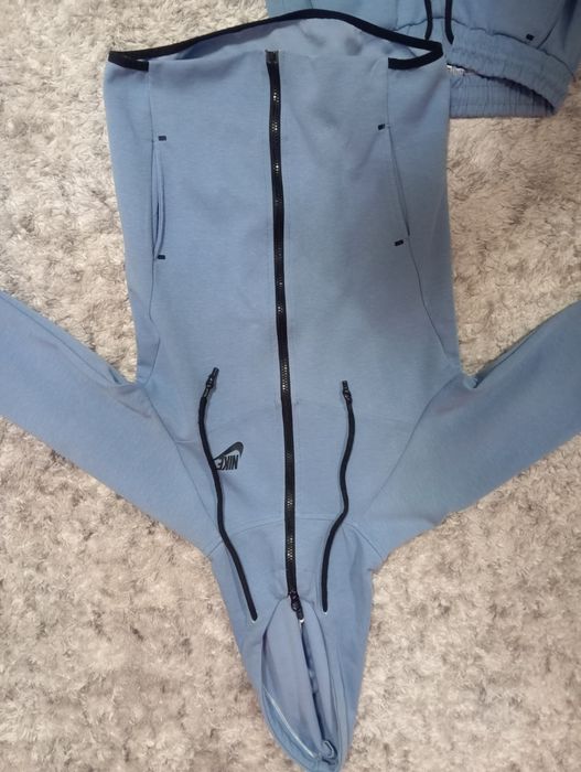 Спортен екип Nike tech