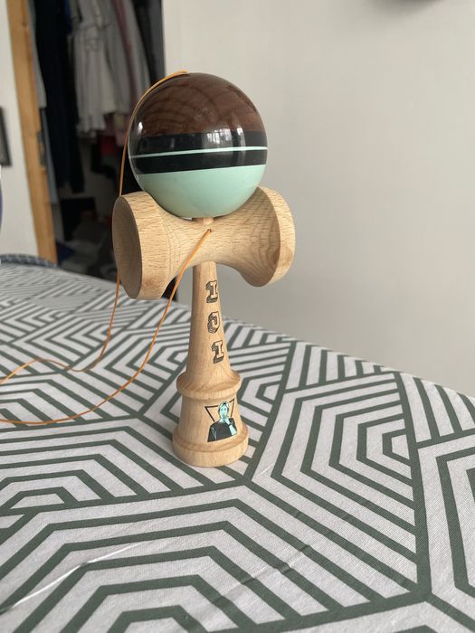 Kendama Krom Iji