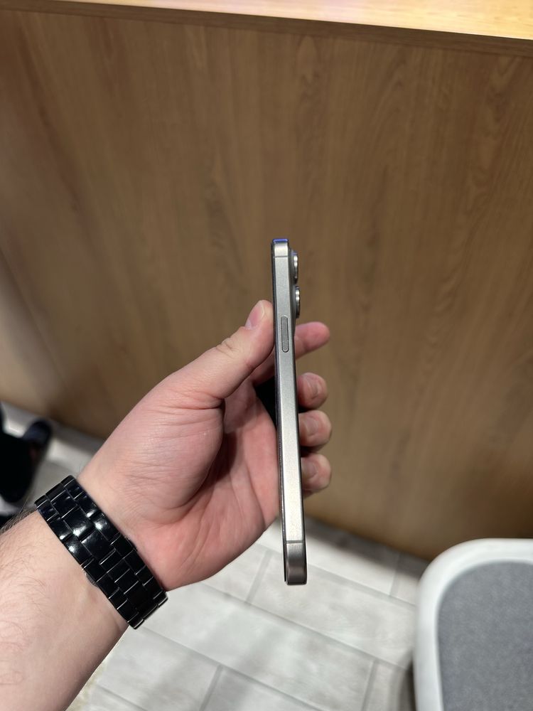 Iphone 15 pro 256