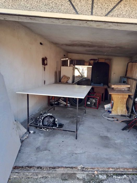 Голяма работна маса