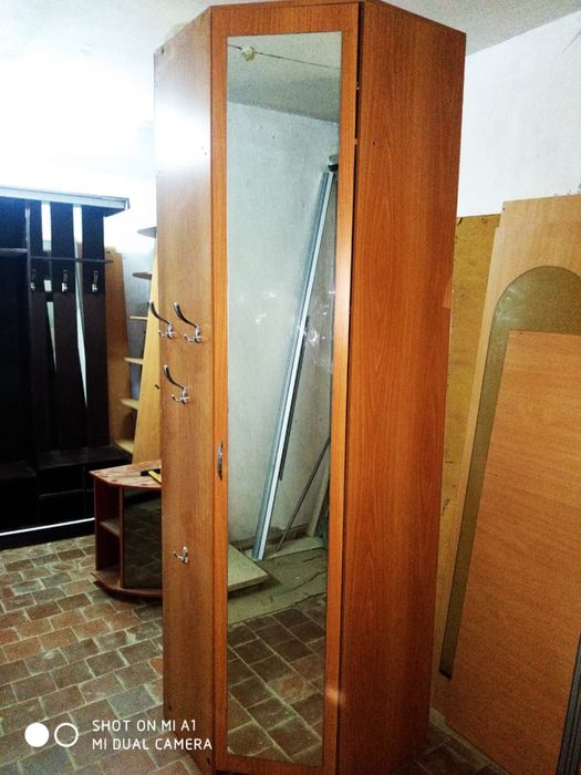 Шкаф купе в хорошем состоянии