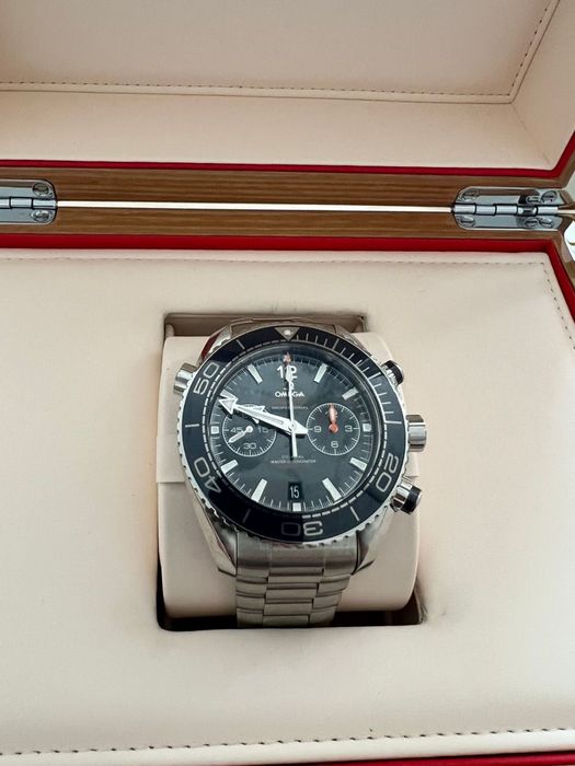 Швейцарские часы Omega seamaster planet ocean 600M