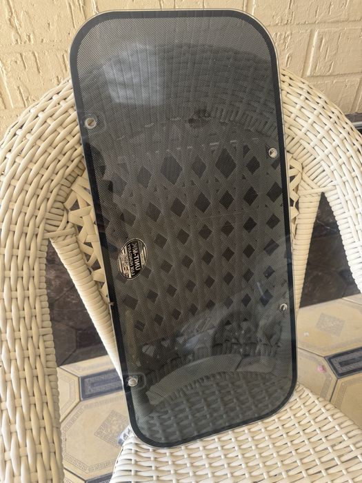 Стекло люк на газель