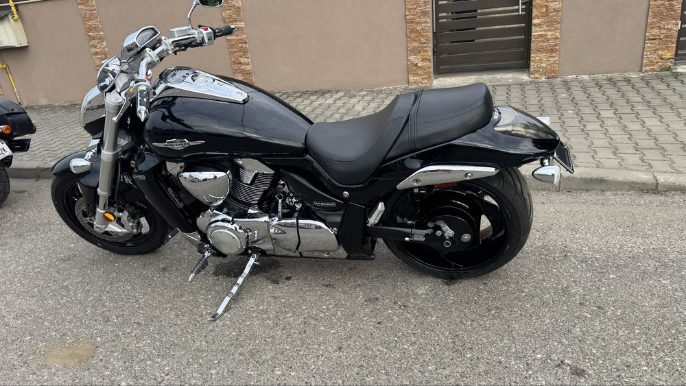 Suzuki boulevard m109r