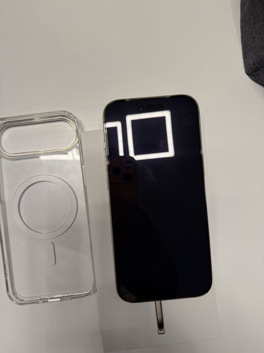 Iphone 17 AIR 512GB ca nou, husa + folie + garantie 2 ani