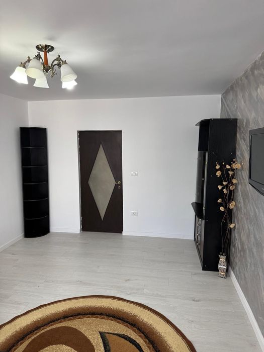 Închiriez apartament 2 camere