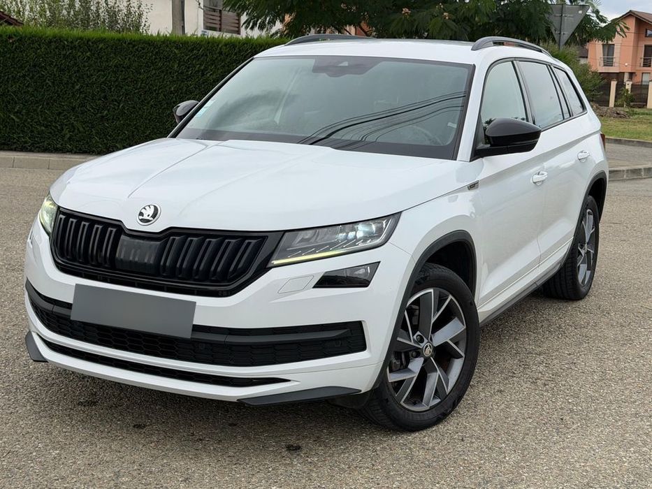 Skoda Kodiaq Sportline/ 2021/ 7 locuri/ Shadow Line/ Distronic
