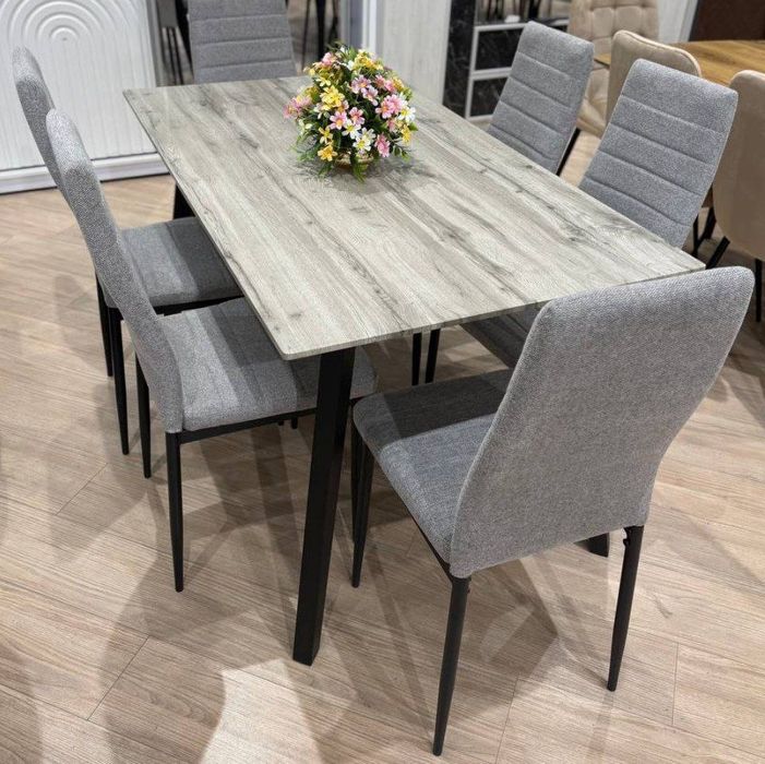 Компактный стол и стулья 6/1