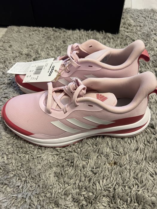 Vand adidasi Adidas, dama