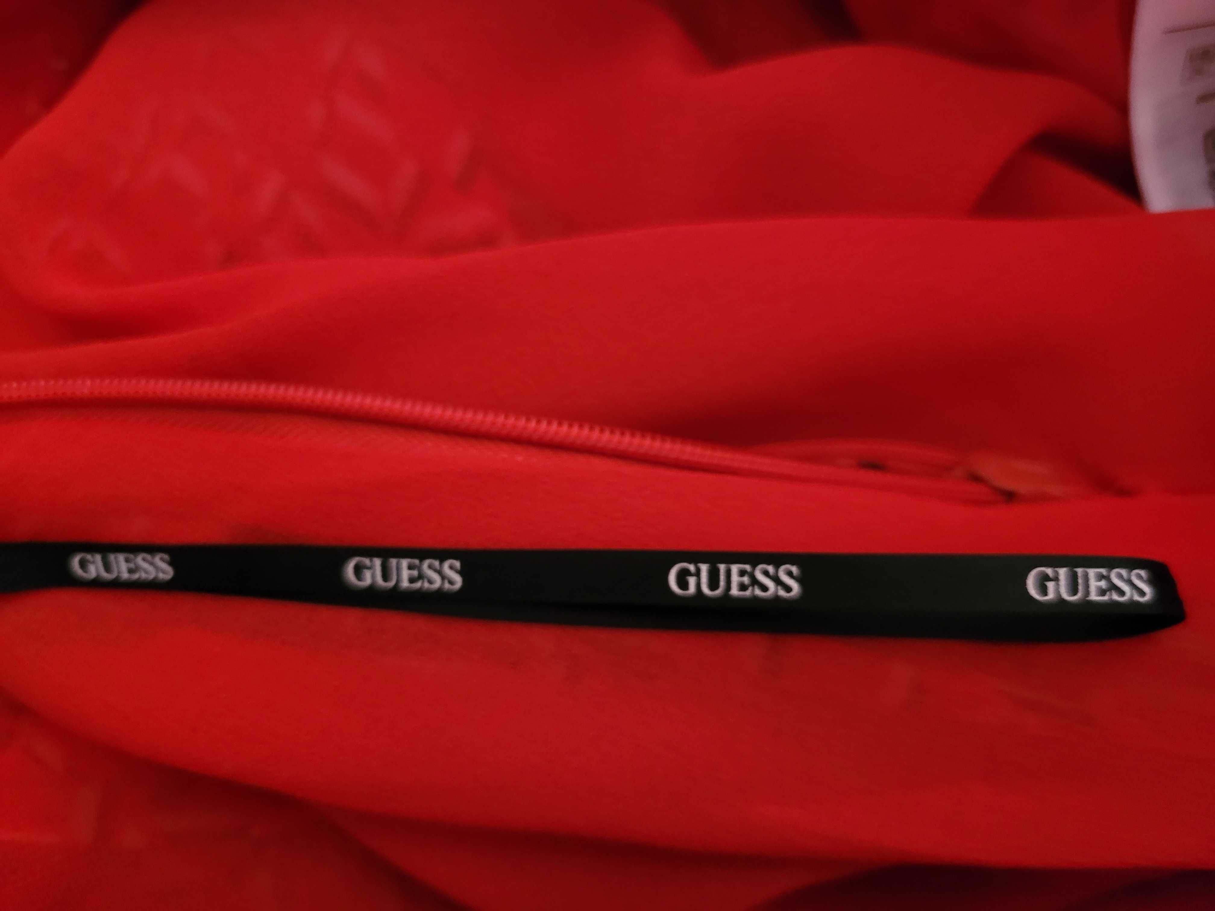 Ефирна рокля с подарък пола GUESS и топ на ТОП цена