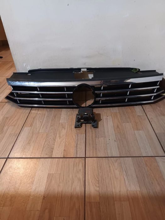 Grila R line distronic vw passat b8