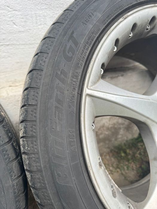Jenti aliaj cu cauciucuri de vara R18