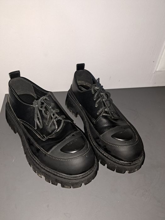 Pantofi damă foarte moderni