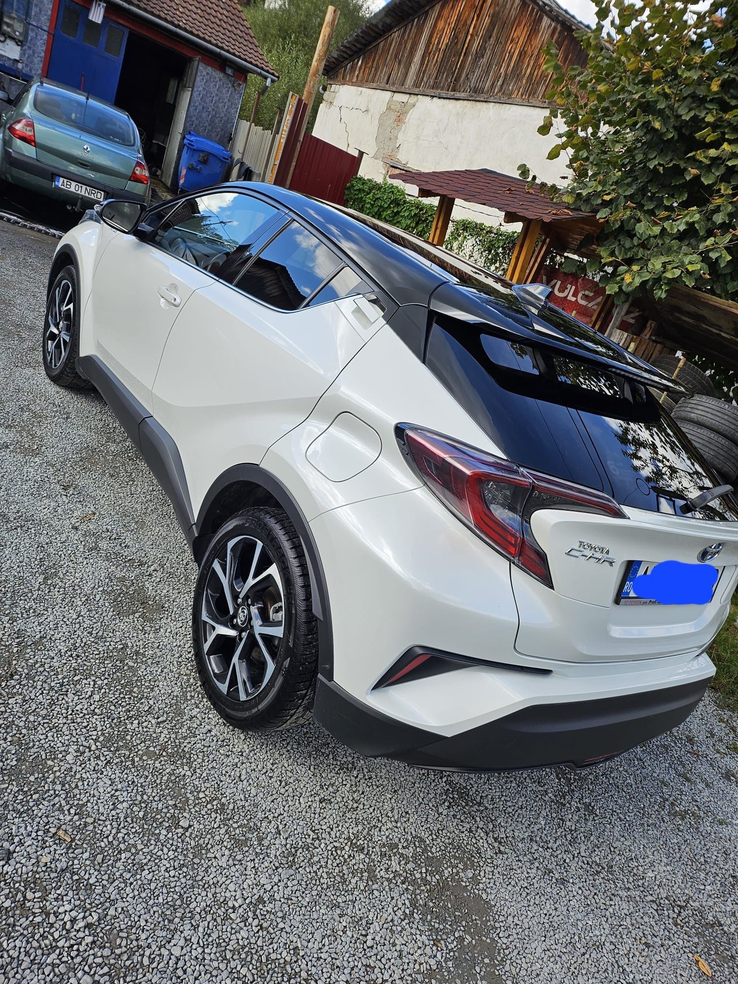 Toyota CH-R Hybrid  2018 automata Keyless camera led