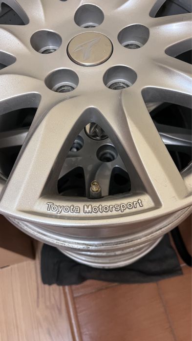 Продам диски камри 50 2013г, r16, оригинал