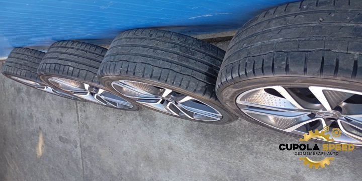 Jante cu anvelope 403002711R 245/40/R19 5x114.3 8x19 ET49 Renault Tal