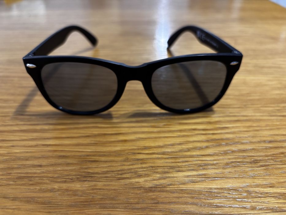 Универсални слънчеви очила