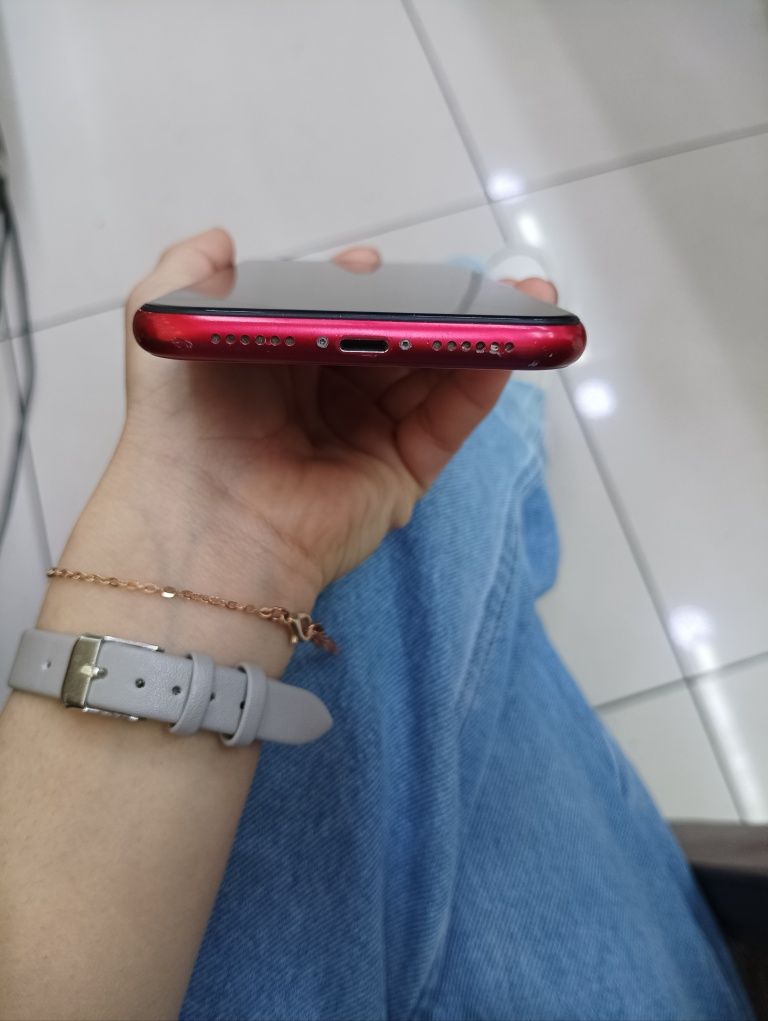Iphone 11 ideal  .