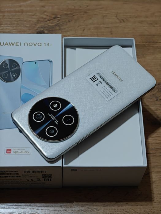 Huawei Nova 13i 256 gb Ram 8
