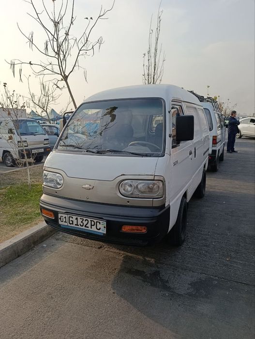 Damas срочна сотилади