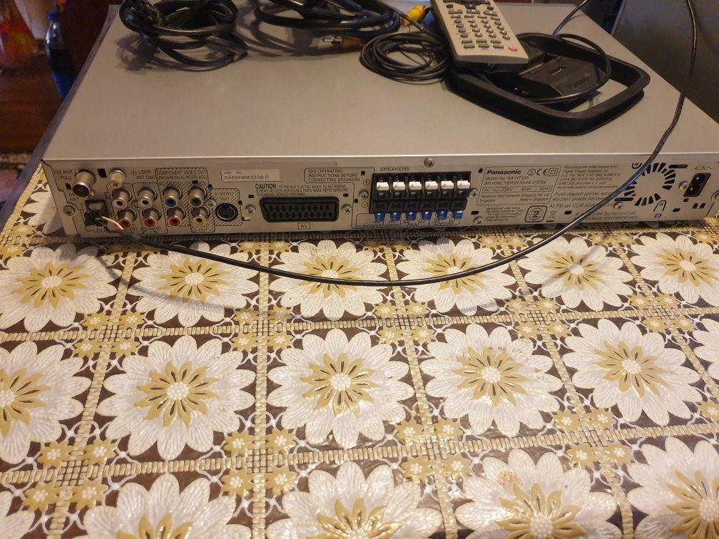 Panasonic DVD home theater sound system SA-HT335