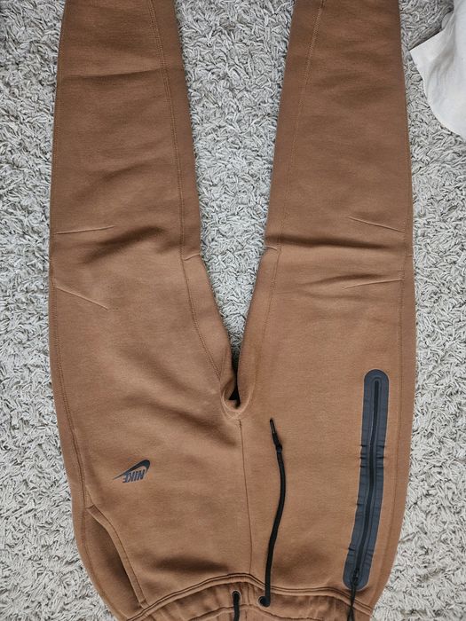 Pantaloni Nike Tech S