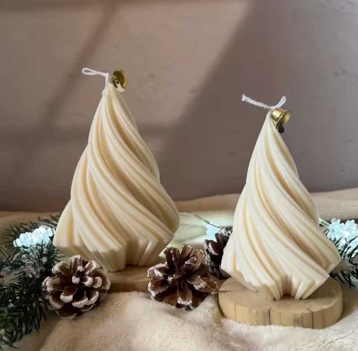 Коледна свещ елха