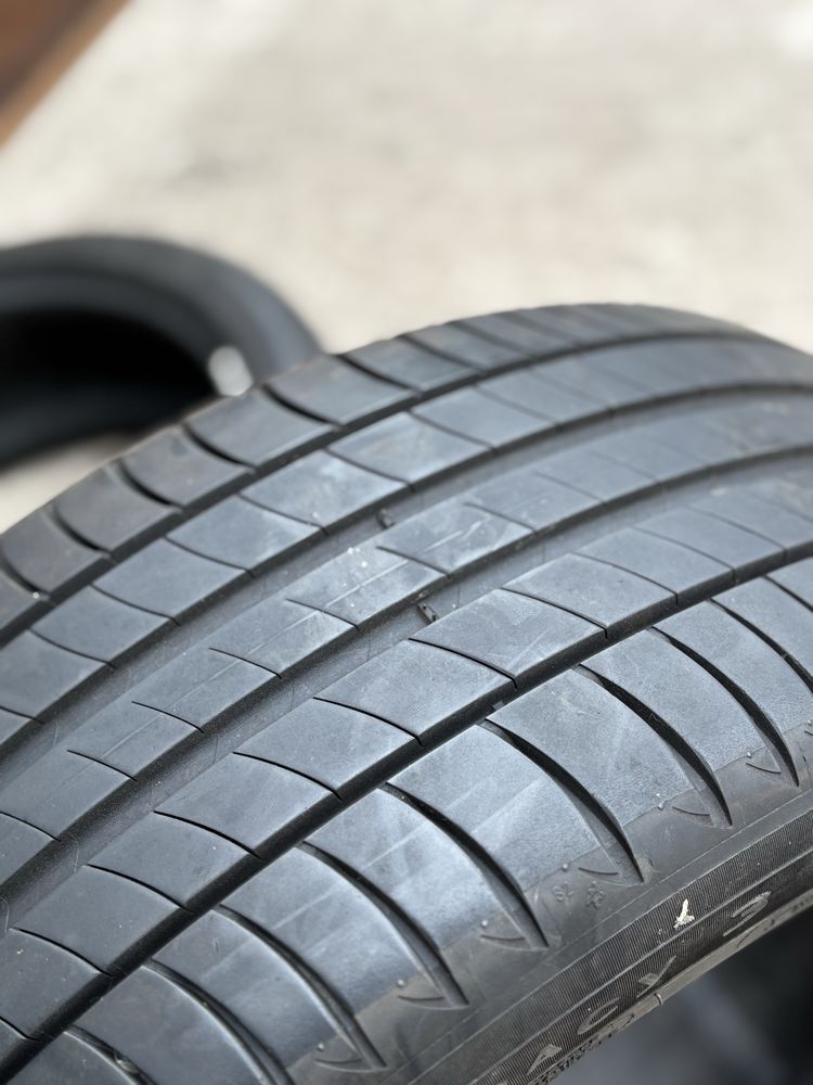215/45/17 Michelin 2 бр