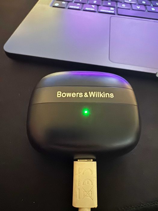 Слушалки Bowers and Wilkins PI8