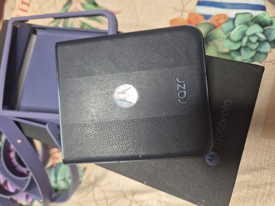 Motorola RAZR 50 ultra