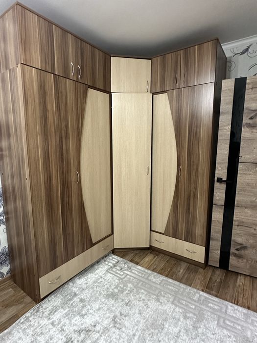 Срочно продам спальный гарнитур