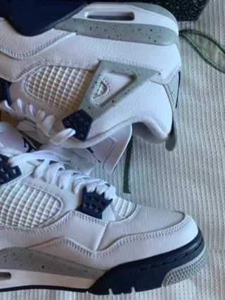 Jordan 4-Retro Midnight Navy EU41