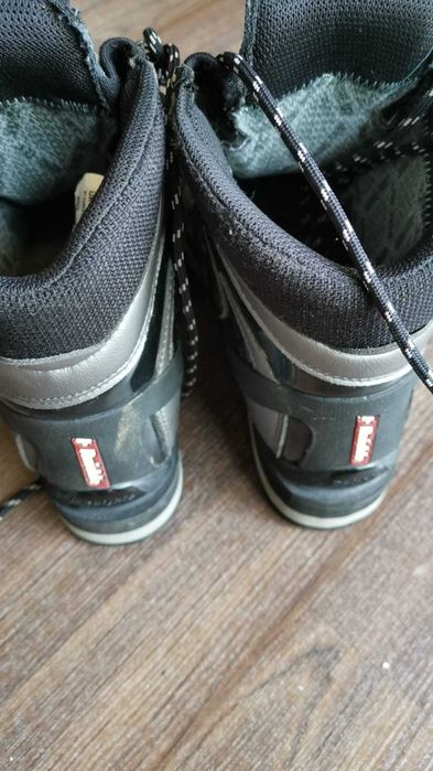 Bocanci  munte Raichle Mammut GTX vibram Goretex 37.5 și 41