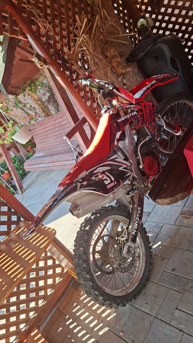 Vând honda crf 450r 2014