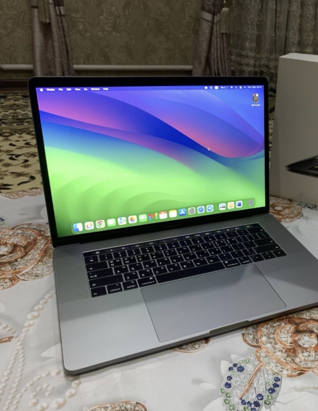 Srochna 3 kun Aksiya!!! MacBook Pro i7 ideal holatda.

?