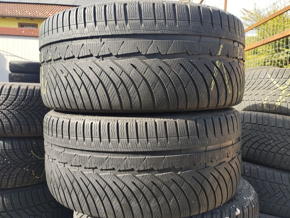 2 buc 255 35 19 .96V Michelin iarnă dot 2020