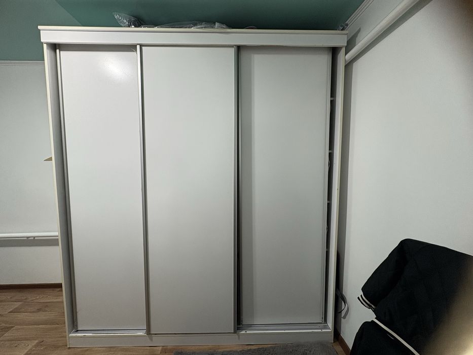 Шифоньер для спальни