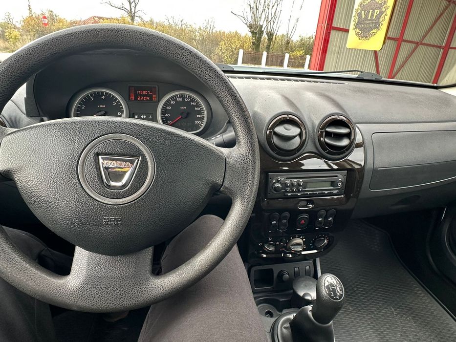 Vand Dacia Duster 2012