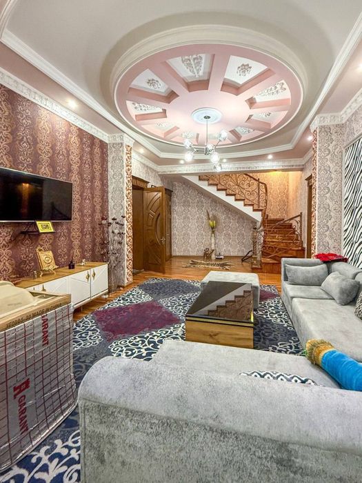 Циолковский дом 4.1 сотки 6 комнат бассейн