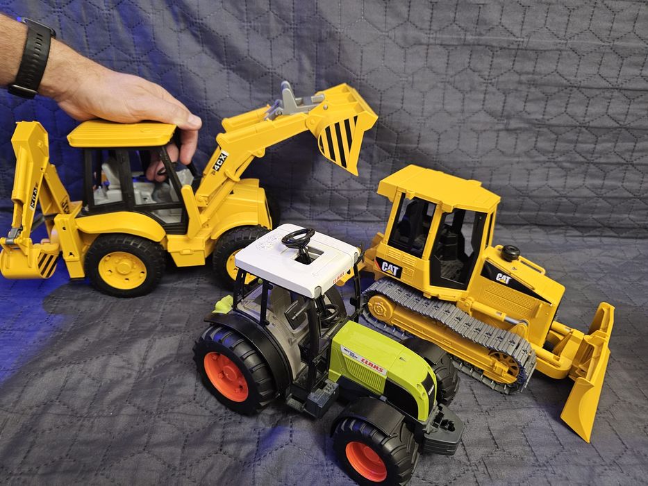 Buldoexcavator de jucarie Bruder