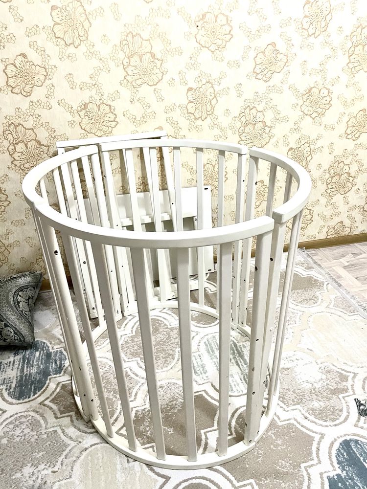 Срочно продам манеж 9в1