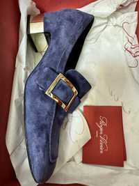 Roger Vivier loafers