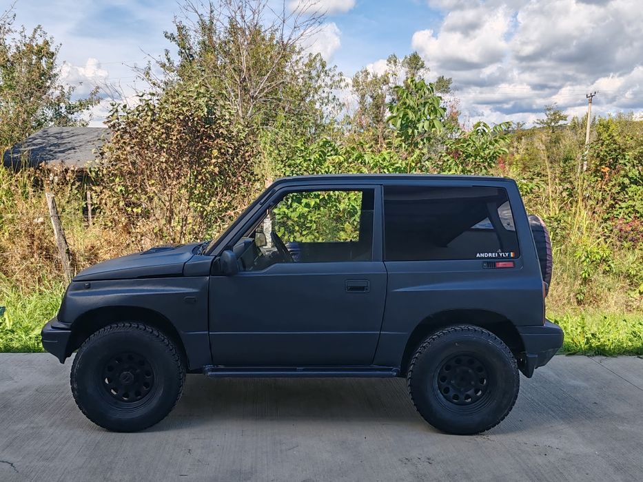 Suzuki Vitara Sidekick