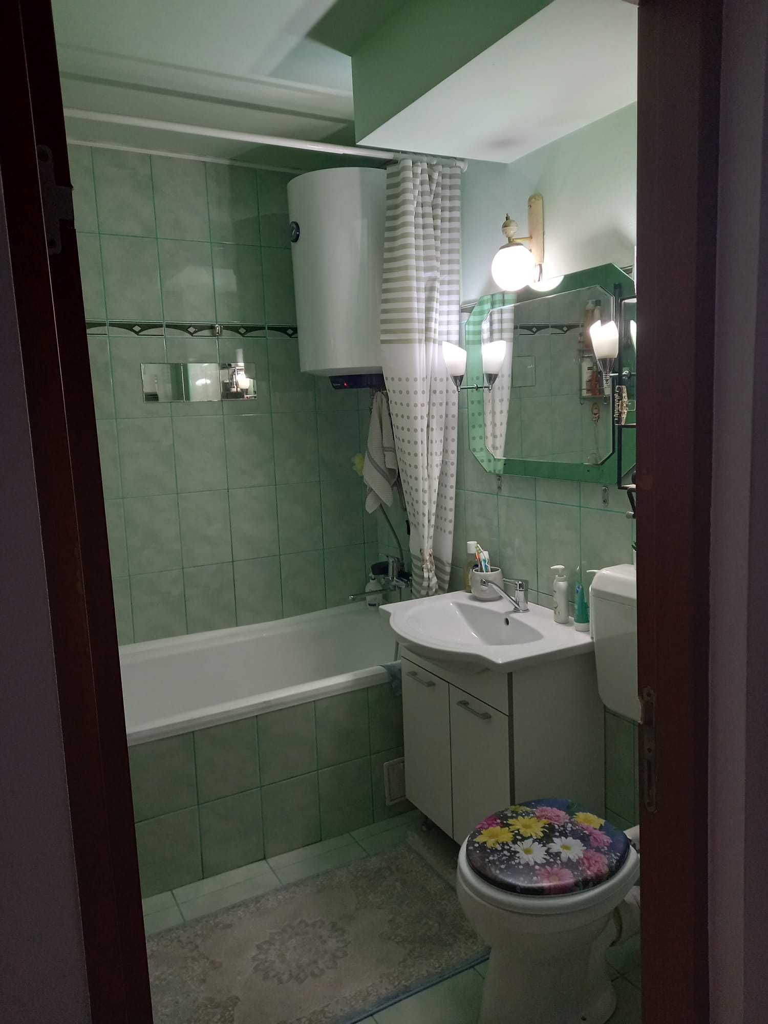 Vand ap 3 camere decomamdat,parter,Orsova