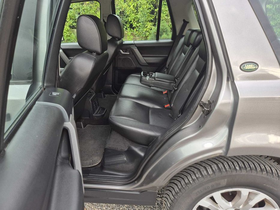Land Rover Freelander 2 HSE TD4


Scaun șofer cu