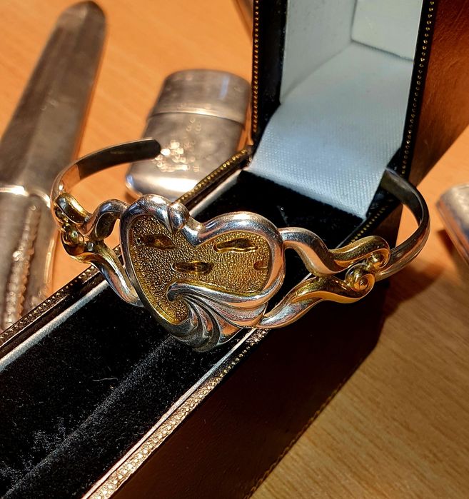 Cadou unic, brățară din argint cu aur! Brooks & Bentley.