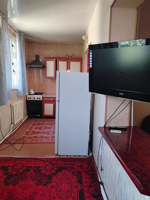 1*2х./ 3 / 4 комнат. Улучшенка 40м2. Балкон 2--6. Брацкие Могилы.